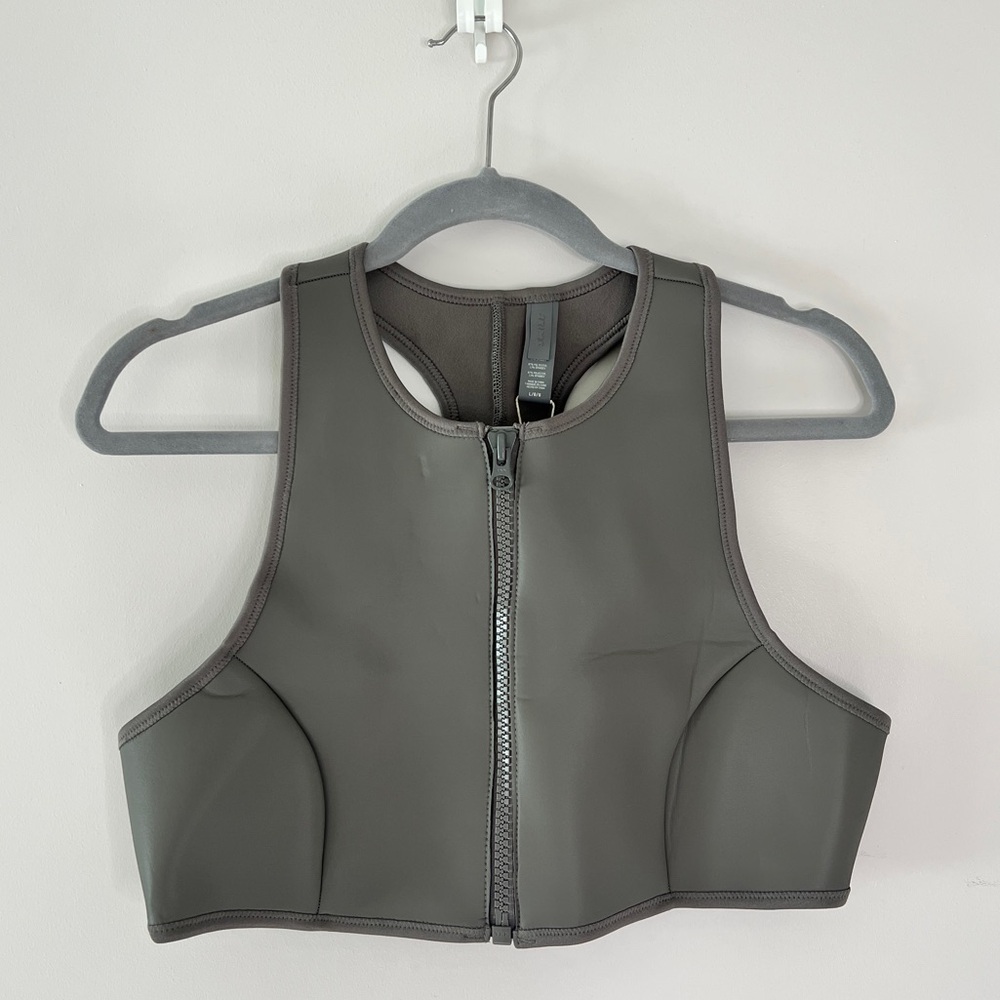 NWT SKIMS Rubberized Scuba Swim High Neck Bikini Top in Grey Chalk size large